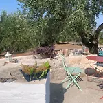 Casale Montedoro בית הארחה צ'יסטרנינו