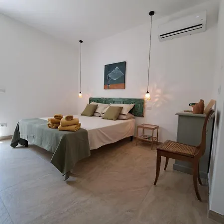 Casale Montedoro بيت ضيافة تْشيستيرنِنو