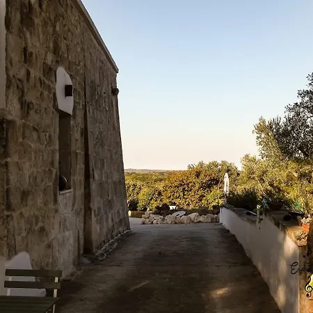 Casale Montedoro بيت ضيافة تْشيستيرنِنو
